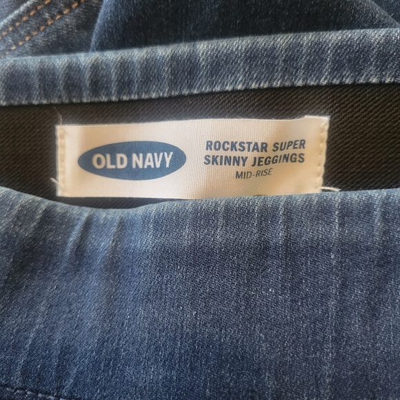 Old Navy Rockstar Super Skinny Leggings Mid Rise Stretch Waistband Size 8 - Picture 4 of 6
